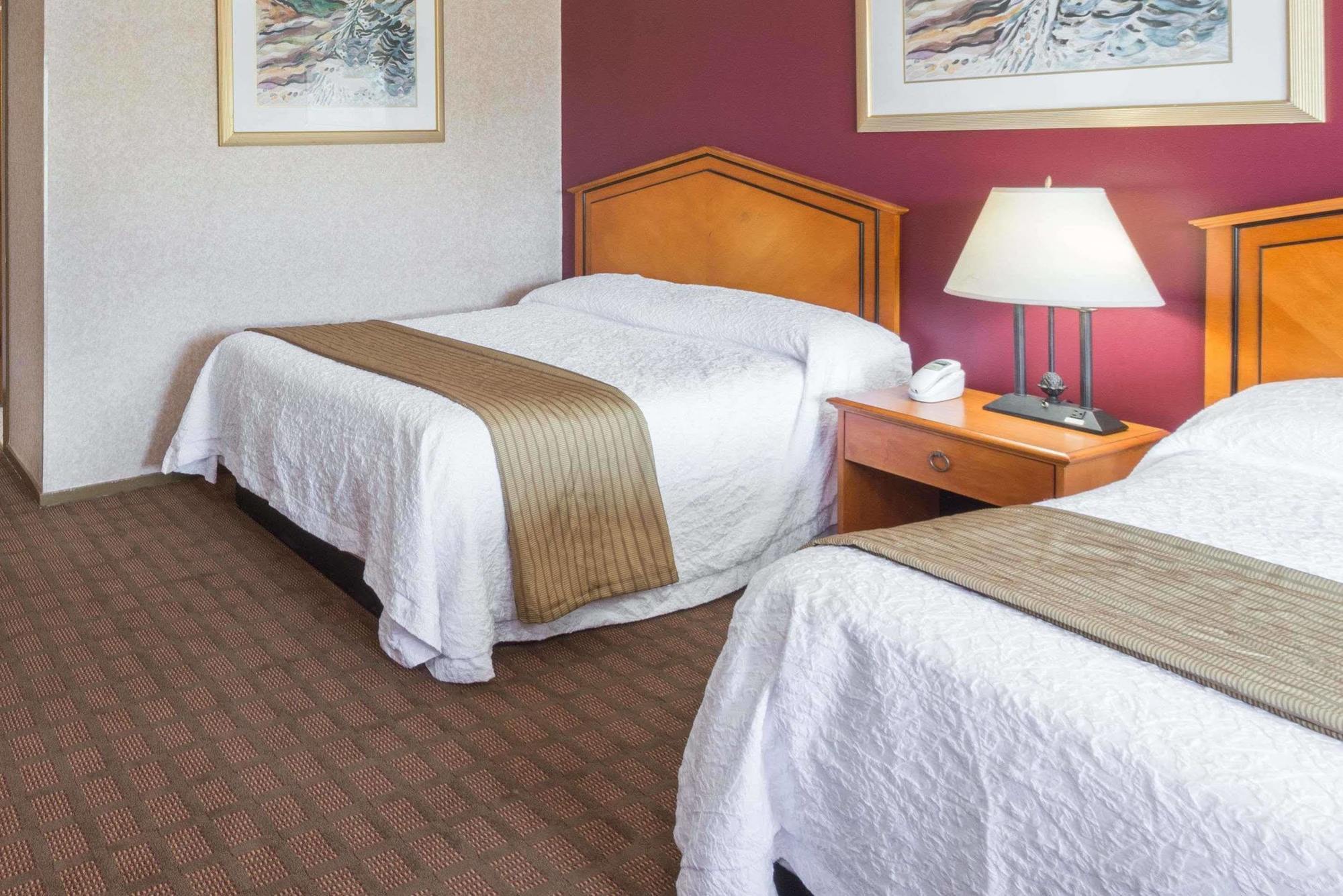 Elite Inn Moosup Ngoại thất bức ảnh